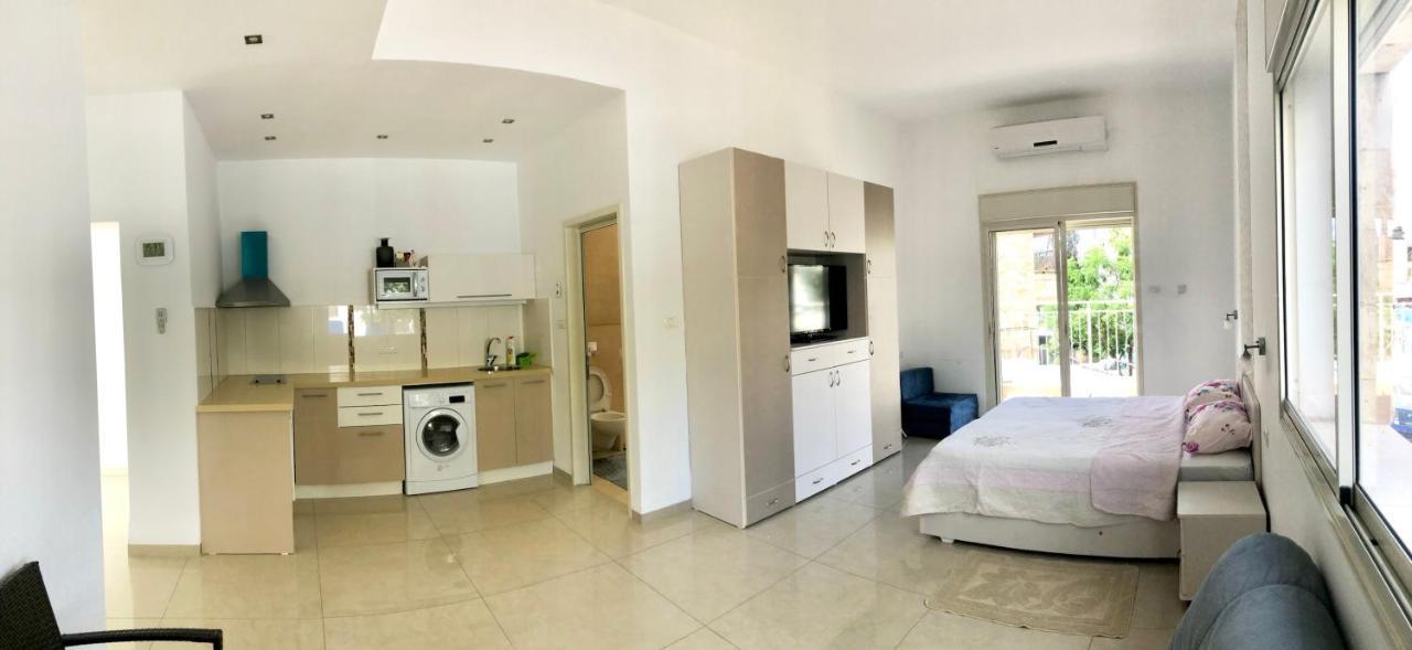 Bat Galim - Luxury Apartment By The Sea Haifa Buitenkant foto